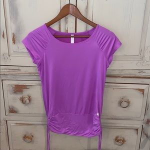 Women’s Gap fit Workout/Exercise Shirt